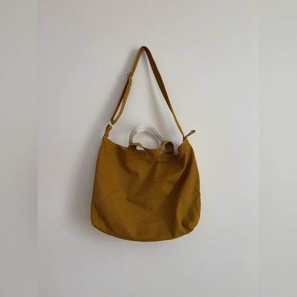 BAGGU Handbags - BAGGU Horizontal Zip Duck Bag